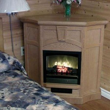 Dockside Motel St. Barbe 외부 사진