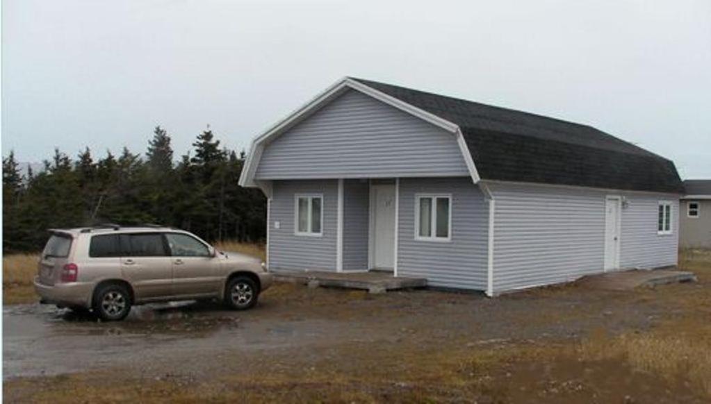 Dockside Motel St. Barbe 외부 사진