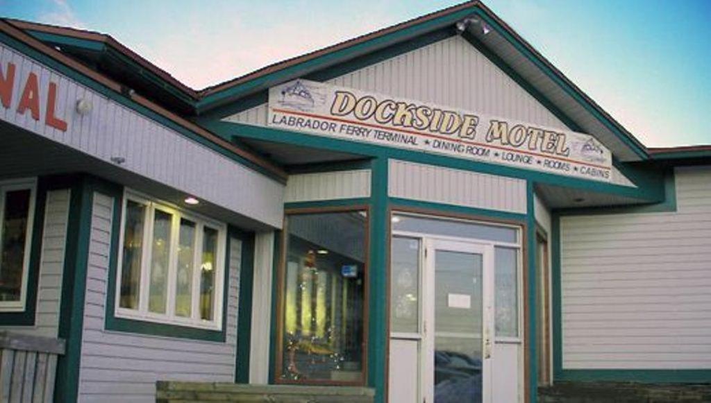 Dockside Motel St. Barbe 외부 사진